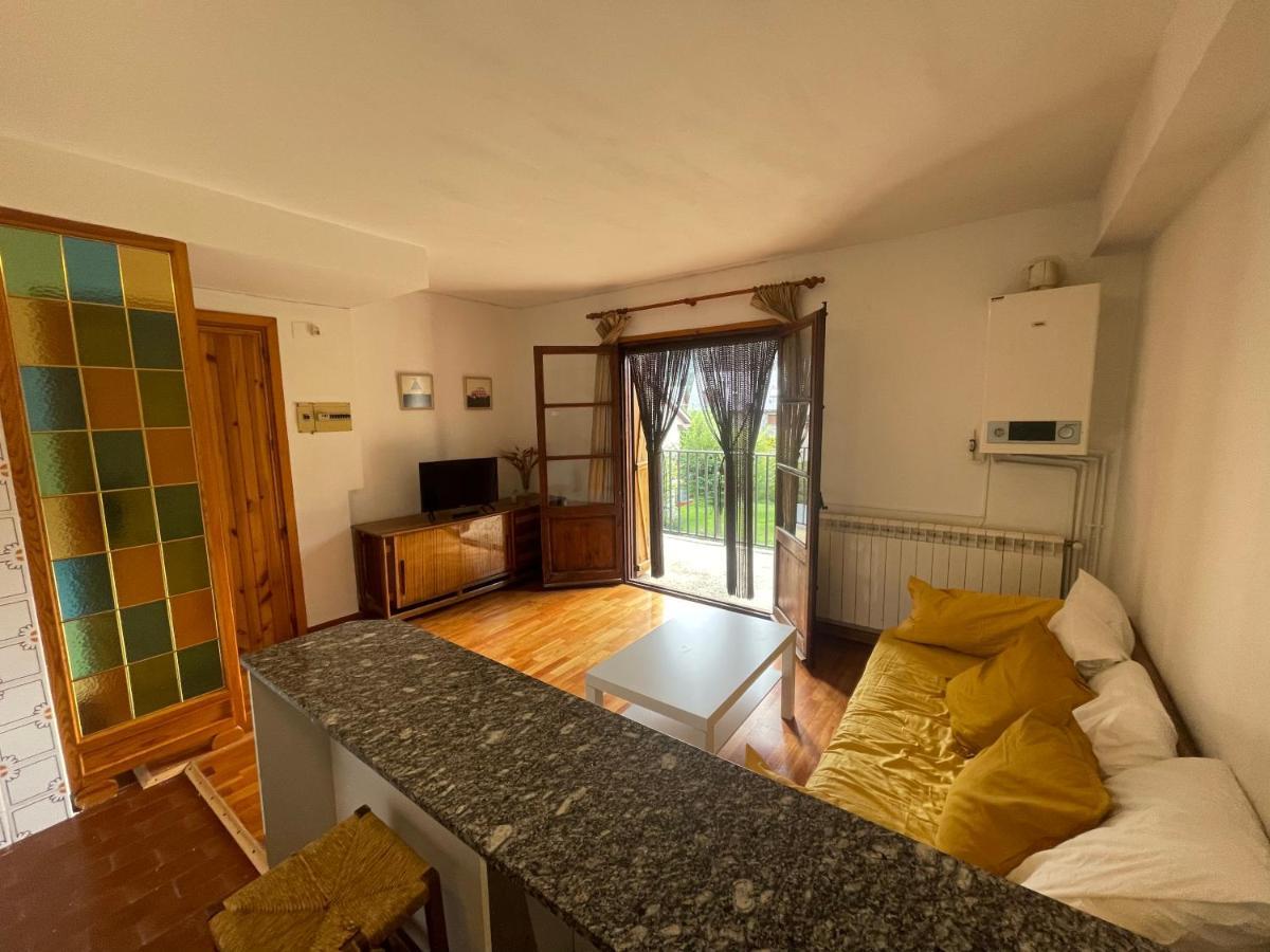 Apartamento Con Espectacular Terraza Escarrilla Bagian luar foto